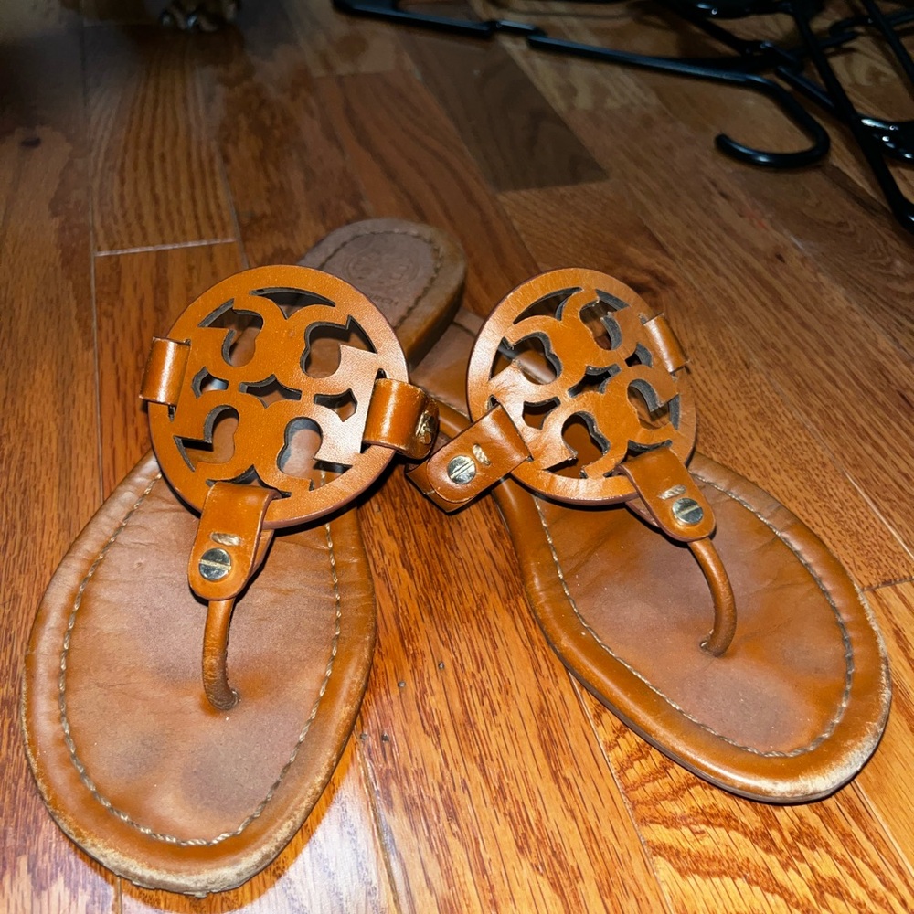 Brown Leather Sandals with Cutout Design